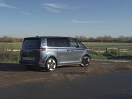 Vier misverstanden over elektrische auto’s en waarom ze toch beter zijn Vier misverstanden over elektrische auto’s en waarom ze toch beter zijn